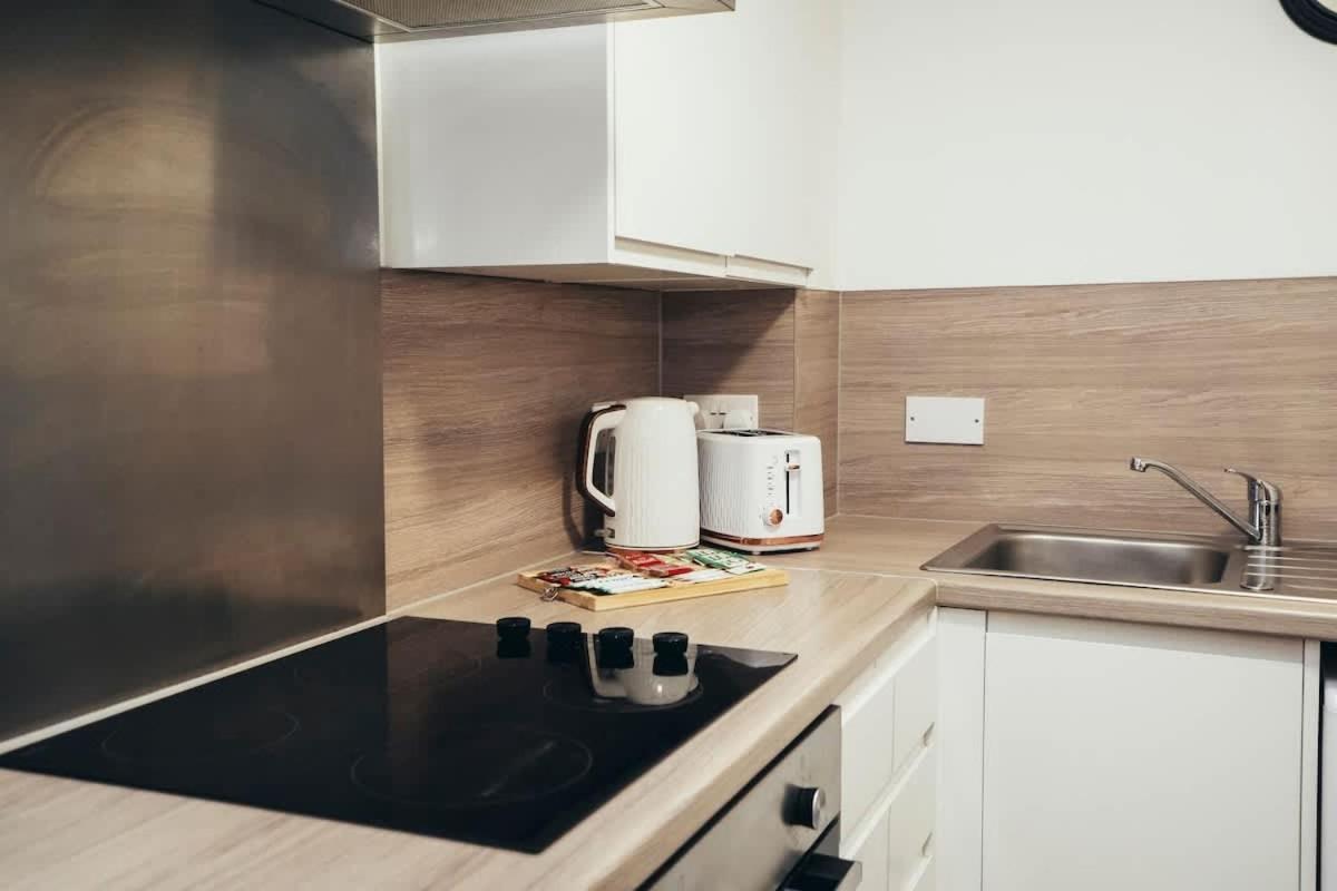1Br City Centre Apt, Self Check In, Wifi, By Derbnb Sheffield Luaran gambar