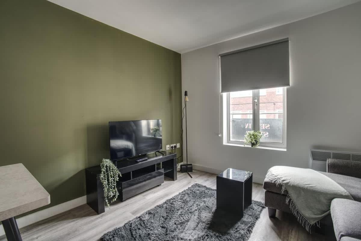 1Br City Centre Apt, Self Check In, Wifi, By Derbnb Sheffield Luaran gambar